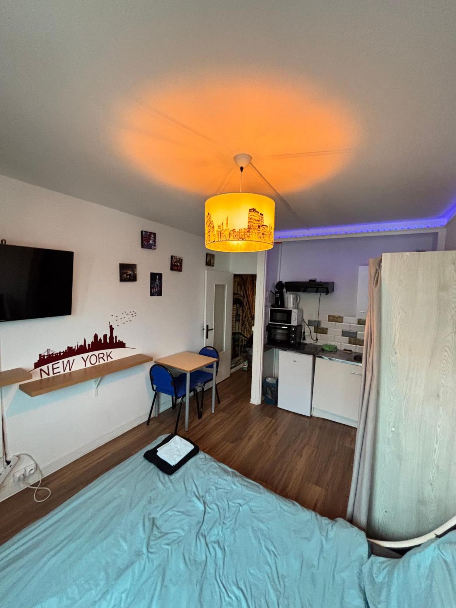 Le Gite "Manhattan Studio" Besancon Proche Centre Commerce Exteriör bild