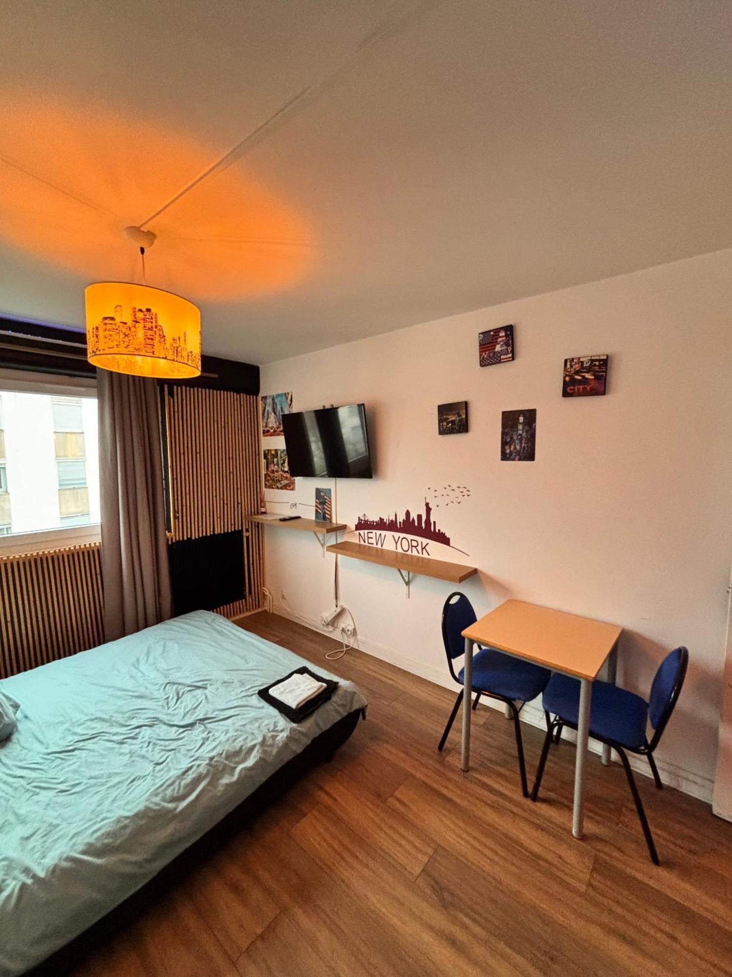 Le Gite "Manhattan Studio" Besancon Proche Centre Commerce Exteriör bild